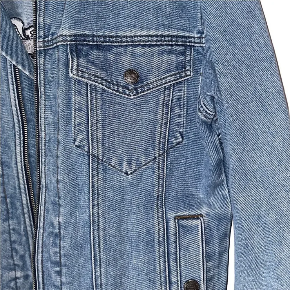Vintage Harley Davidson Light Wash Back Patch Logo Denim Jean Jacket Women's Med - Picture 4 of 9